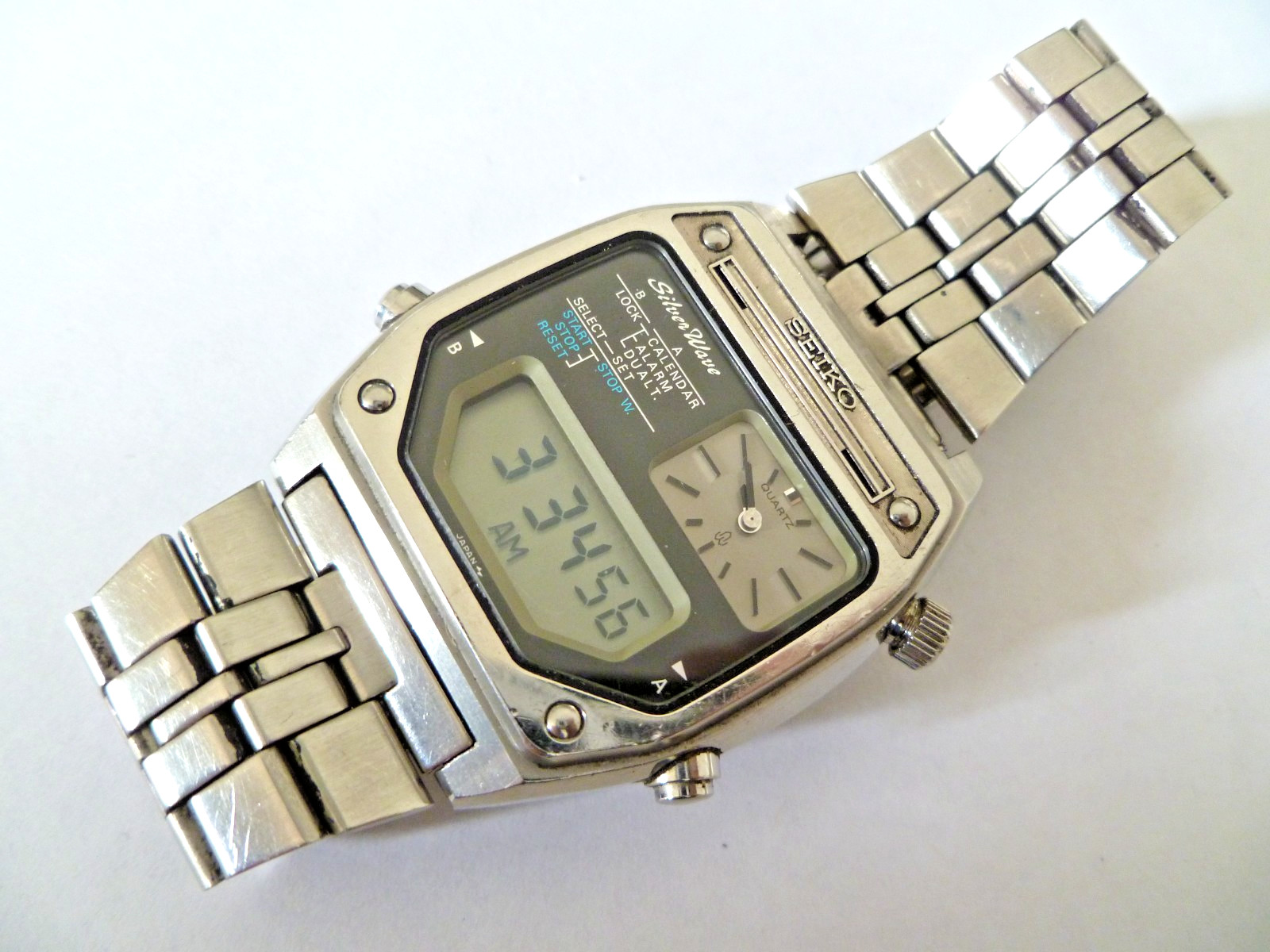 Vintage Seiko H239-5040 Analog Digital Display Watch RUNS, NEEDS REPAIR?  AS-IS