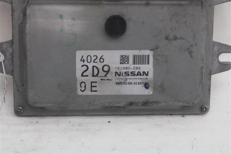 Computadora ECU ECM NISSAN MICRA VERSA 2014 14 2015 15 2016 16 BEM332300A2 1161059 Foto 3 de 4