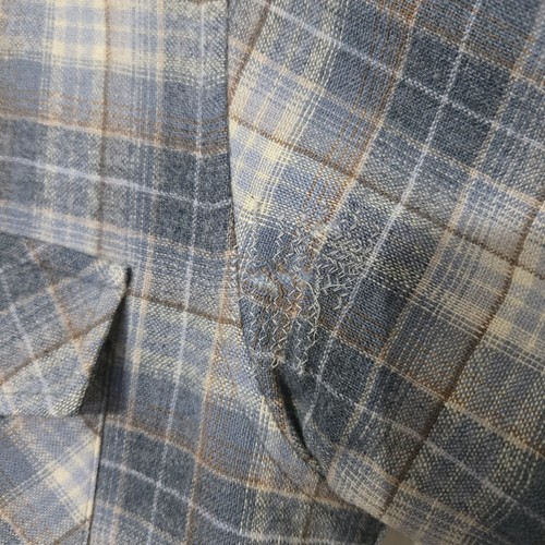 Vintage Pendleton USA High Grade Western Wear Wool Pearl Snap Shirt Sz Medium - Picture 6 of 6