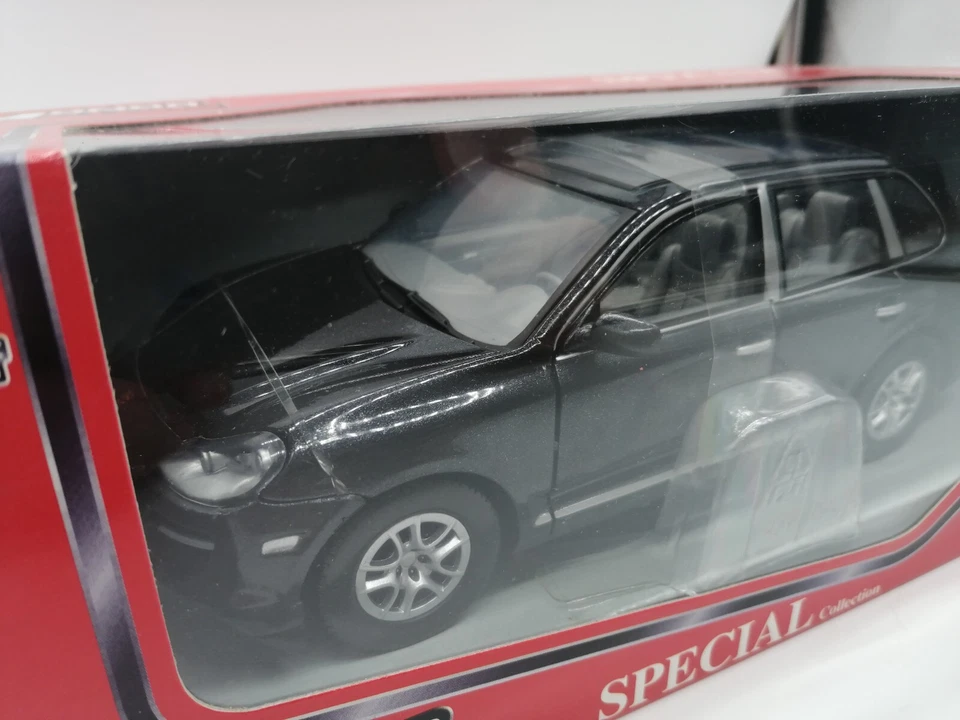 Porsche Cayenne Turbo black 1/24 1 24 MONDO MOTORS MOTORMAX §§ - Immagine 2 di 3