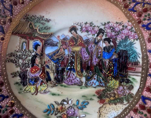 Vintage Chinese Cup and Saucer Hand Painted Raised Enameled with Gold Set of 2 - Picture 13 of 18