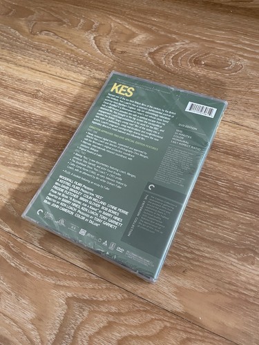 Kes Criterion Classics Collection DVD 1970 Ken Loach 1970 Color BRAND NEW SEALED - Picture 7 of 7