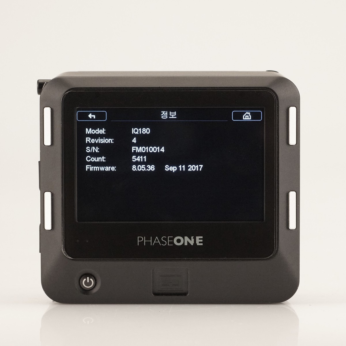 Phase one Digital back IQ180 80MP Hasselblad V Mount : 5411Cut