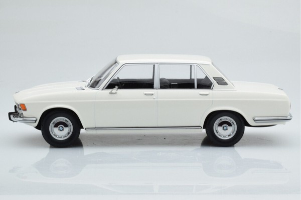 Bmw 2500 E3 1968 Weiß Minichamps 155029202 1:18 504 Pcs Limitierte-image