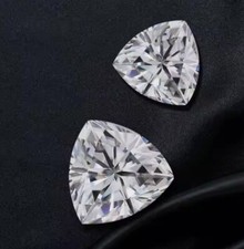 Lab-Grown Loose CVD Diamond Trillion Cut Pair 4 mm D Color IF Clarity Certified