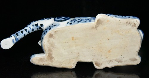 10.6"Old ming dynasty xuande mark blue white Porcelain pair deer Incense Burner - Picture 3 of 9
