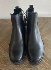 Time and Tru Boots Women's Black Synthetic Lug Sole Chelsea Ankle-High Size 11