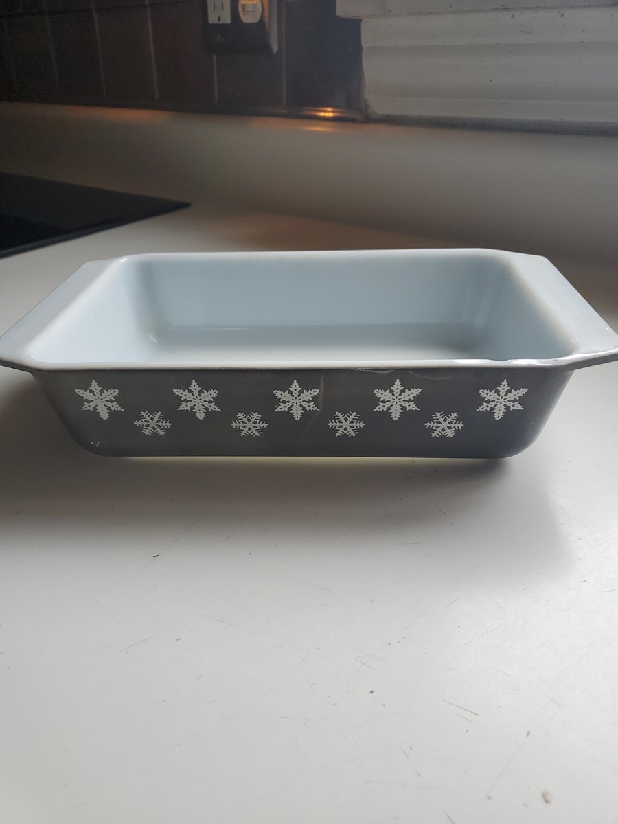 米軍 実物 OLD PYREX デザートプレート② Vintage Pyrex Black And Snowflake 575-B Casserole 2 Quart