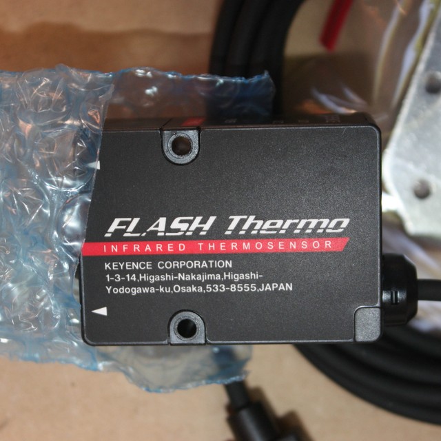 Keyence FT-H10 Flash Thermo Sensor with Attached Base (16401) for sale ...