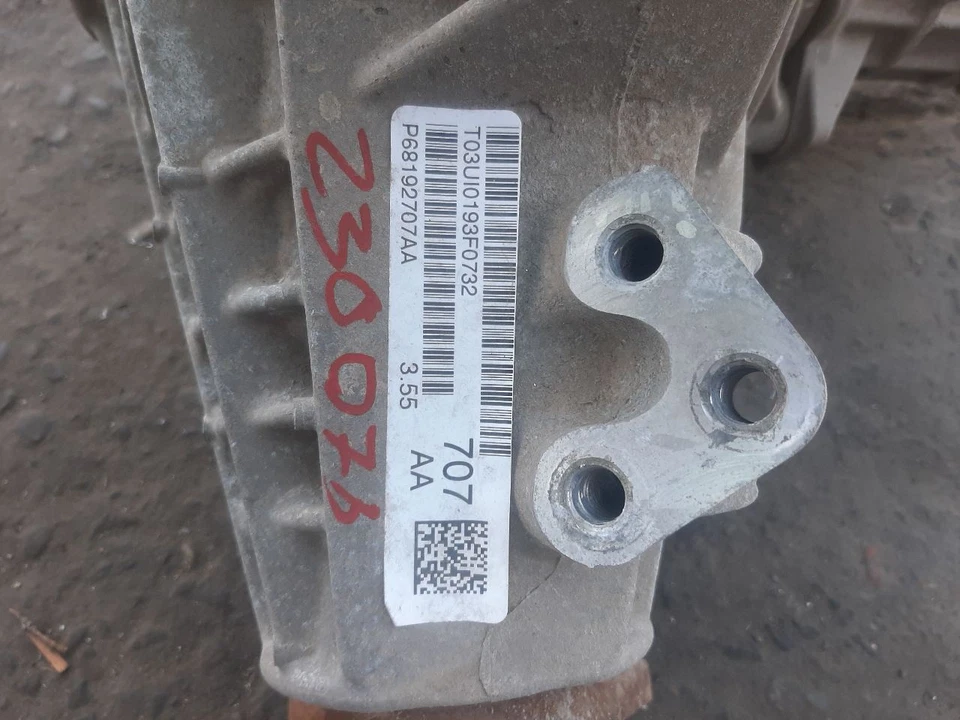 Dodge Ram 1500 2013-2021 camioneta clásica eje delantero portador relación 3,55 68257421AG Foto 3 de 4