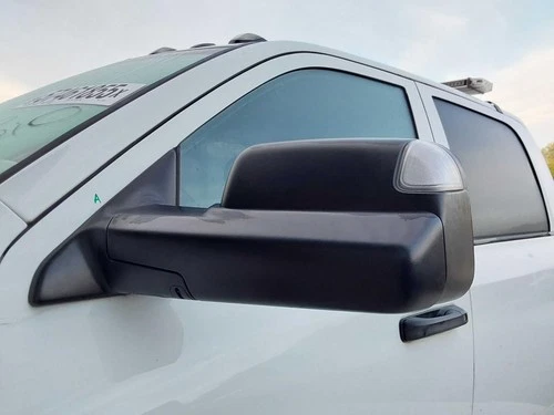 Used Left Door Mirror fits: 2022 Ram Dodge 2500 pickup Chassis Cab power w/o sur