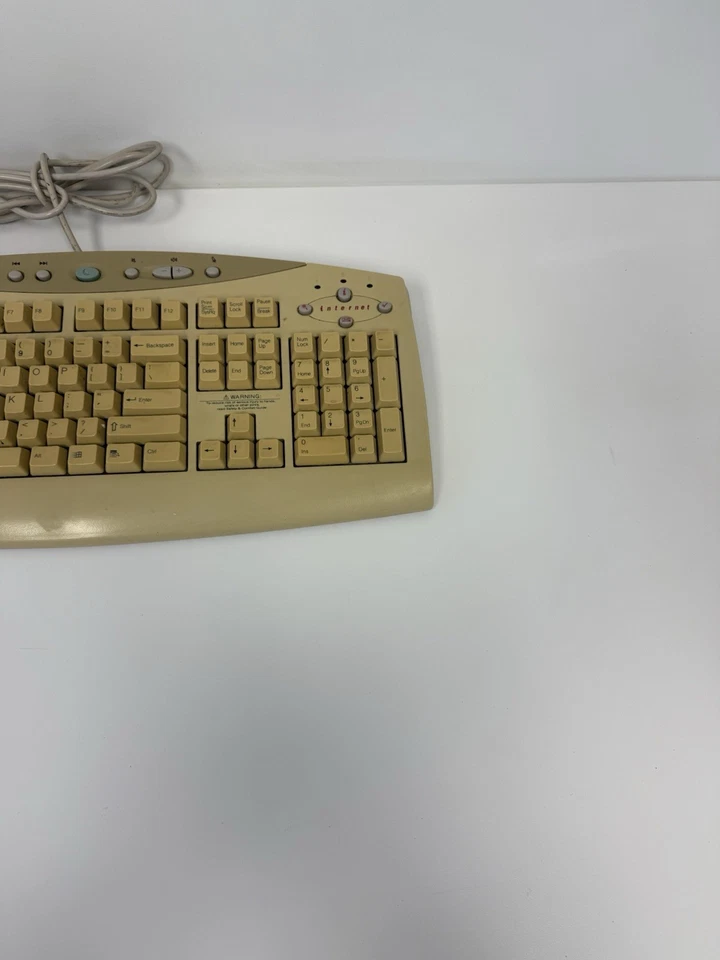 Vintage Compaq Presario SK-2700 Keyboard - Wired PS/2 Connector - Working! - Image 3 of 4