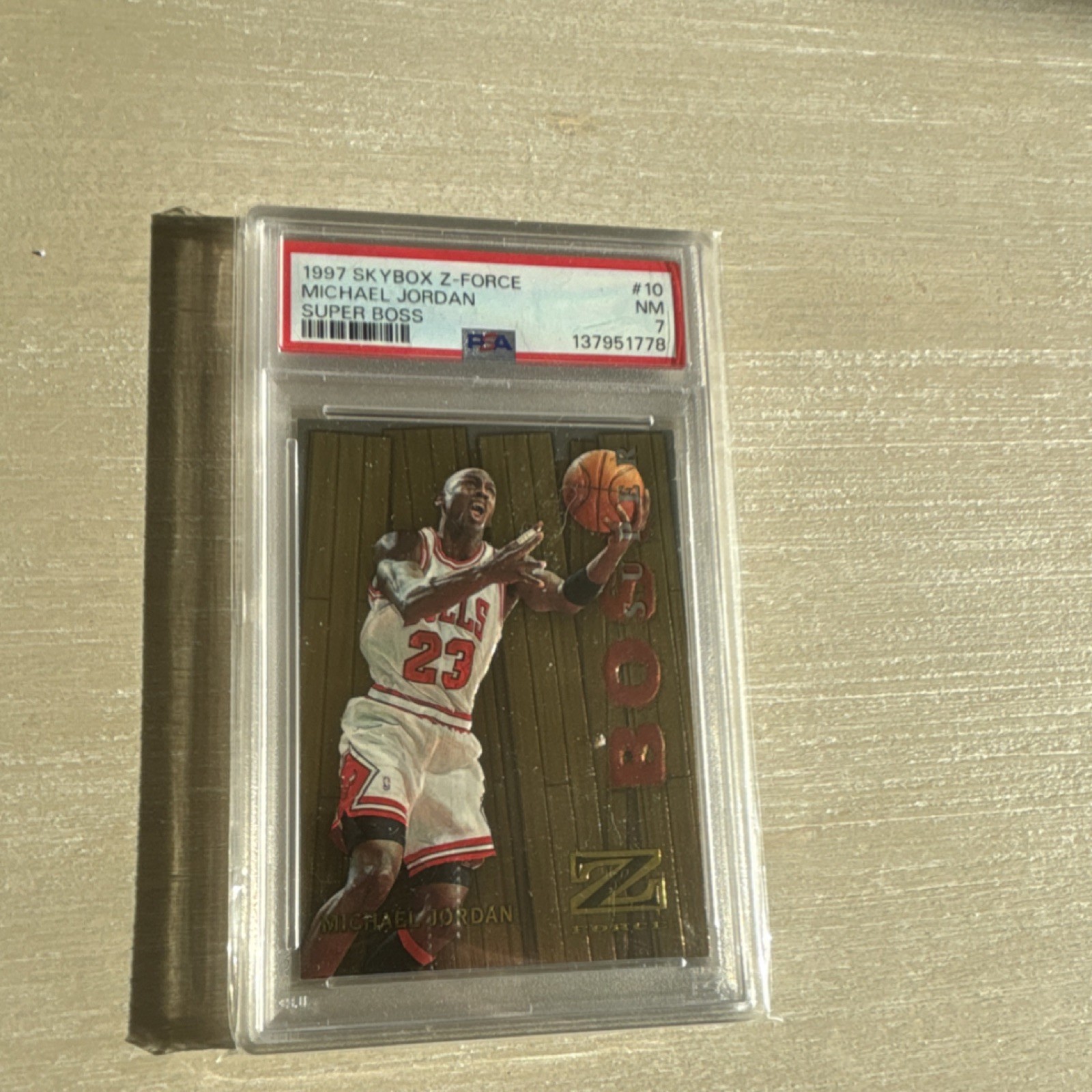1997 Skybox Z-Force Michael Jordan Super Boss #10 PSA 7