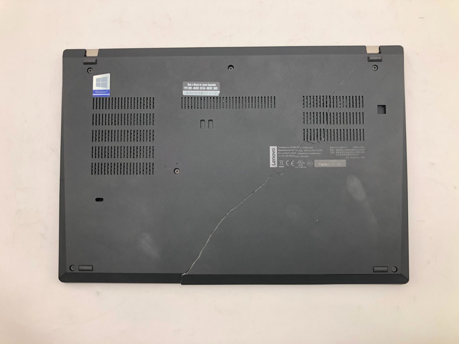 Lenovo ThinkPad T490, 14-Inch Laptop, with Intel(R) Core(TM) i7-8665U CPU @ 1.90GHz, 512 GB SSD (Solid State Drive), Windows 11 Pro