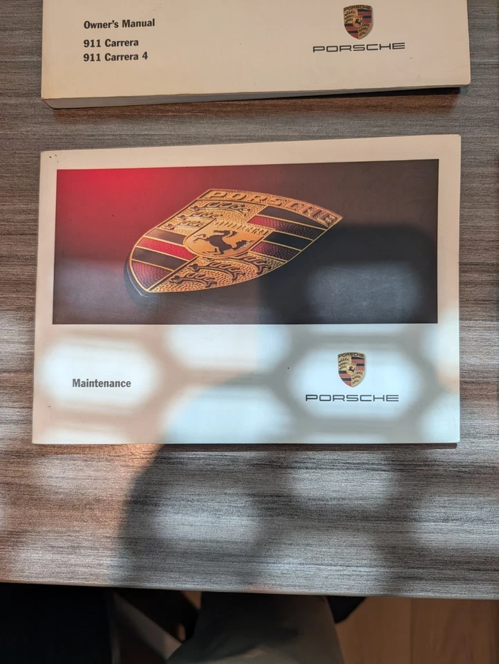 Porsche Carrera 2000, C4 996 911 manual del propietario - juego (con radio manual) Foto 3 de 4