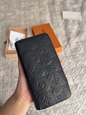 Louis Vuitton Zippy Wallet