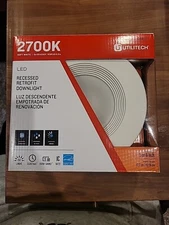 Round Recessed Retrofit LED Downlight--5-6 IN.--UTILITECH