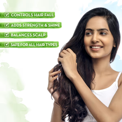 Mamaearth Onion Hair Oil with Redensyl for Hair Fall Control- 250 ML (Pack of 2) - Picture 3 of 9