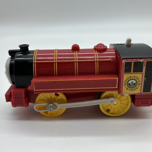 Thomas & Friends Trackmaster Motorized Train Victor & Cargo Car Lot Engine Works - Picture 6 of 11