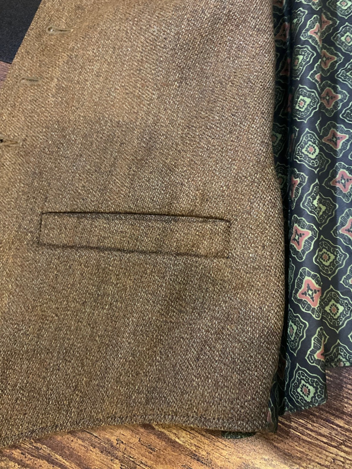 Handmade Reversible Green and Patterned Vest with… - image 15