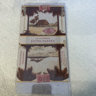 Empty Extra Suaves Cigarros Soft Pack With Tax Stamp