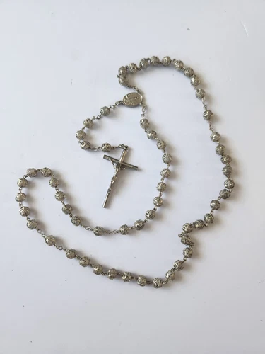 VETEMENTS Bellissima collana classica in metallo Rosery