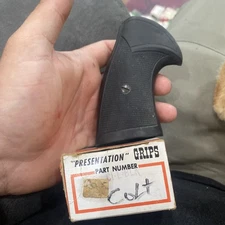 COLT CI-L COLT "I" FRAME LARGE PACHMAYR GRIP PRESENTATION HANDGUN BLACK RUBBER