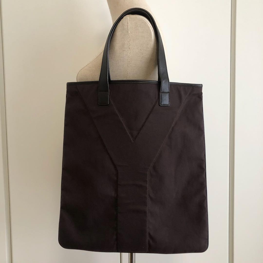 Yves Saint Laurent Classic Y-Stitch Leather Tote Bag Brown