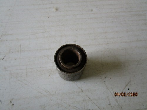 1 SILENT BLOC RENAULT PEUGEOT CITROEN SIMCA DELAGE HOTCHKISS 16X30X34X30 - Imagen 2 de 2