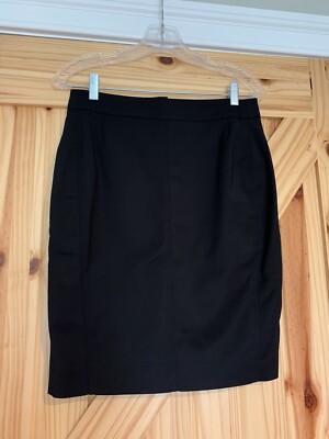 AKRIS A-K-R-I-S PUNTO Black Stretch Skirt Button in Back Fitted Seams Size US 4