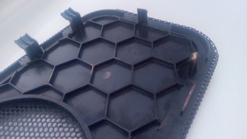 2003-2006 Land Rover L322 Range Rover OEM Black Center Dash Speaker Grille - Picture 9 of 10