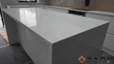 White Sparkle Quartz Kitchen Worktop Affordable Price Scratch