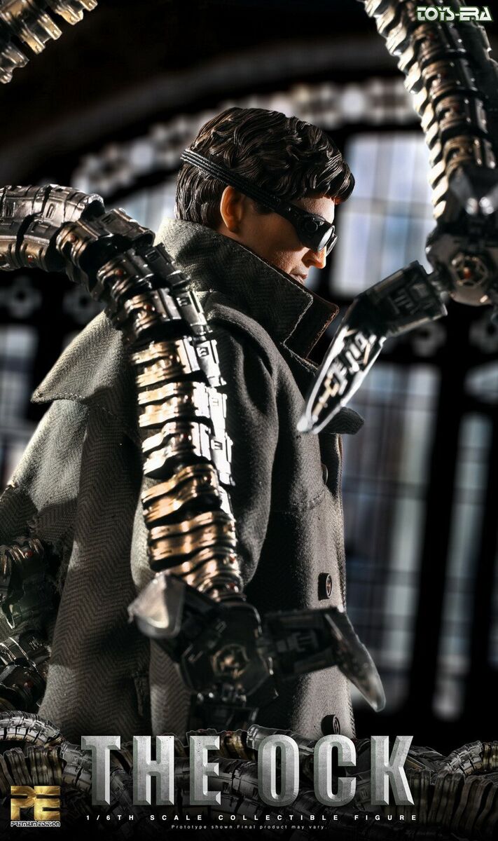 Doc Ock Sixth Scale Collectible Figure by Hot Toys