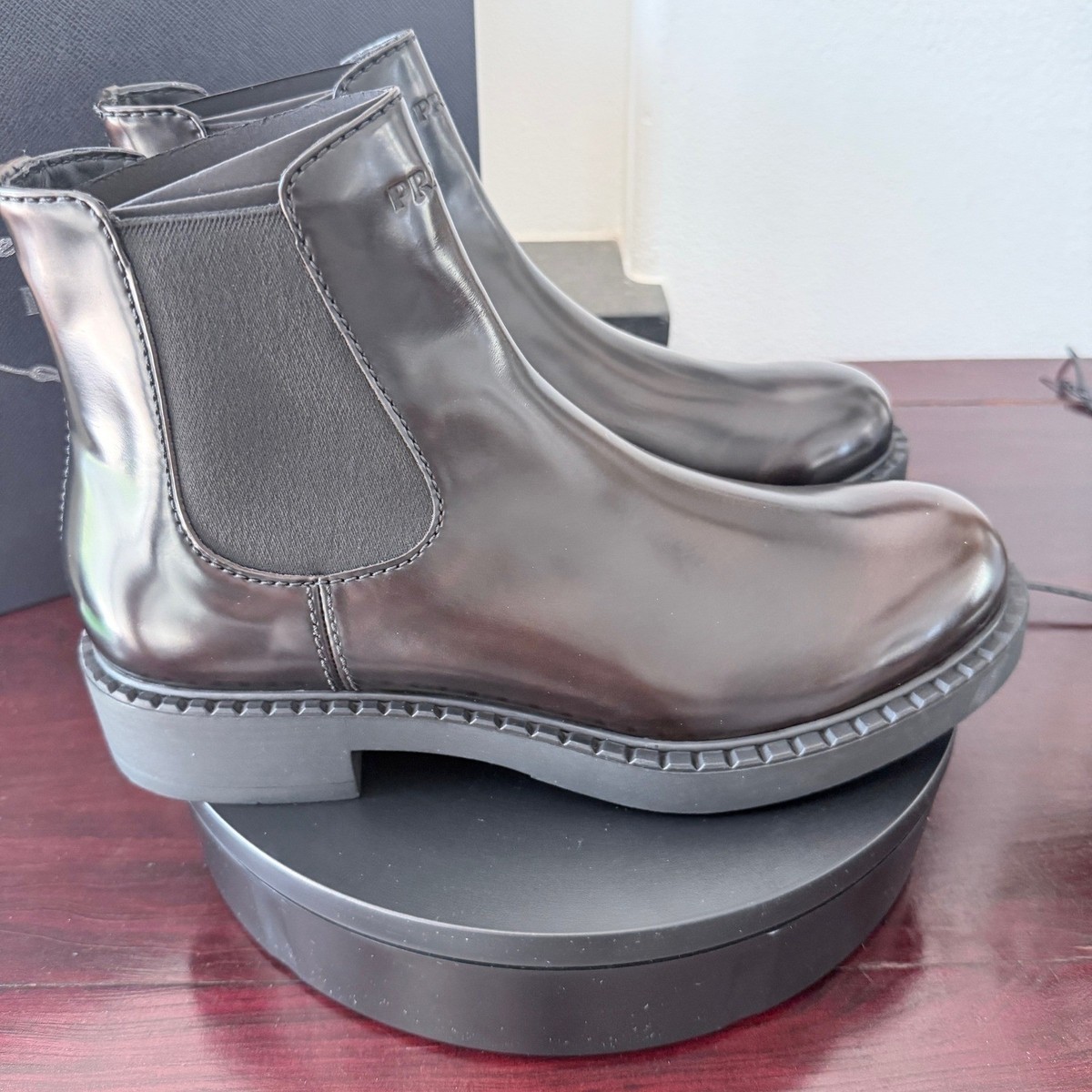 Prada 2TE168 Spazzolato Leather Chelsea Ankle Boots Mens 
