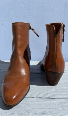 Frye Megan Women's Side Zip Cognac Leather Ankle Booties Size 7.5M