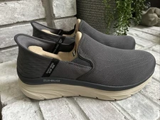 New NIB Skechers Mens 15 D’lux Walker Orford Slip-Ins Hands Free Extra Wide Gray