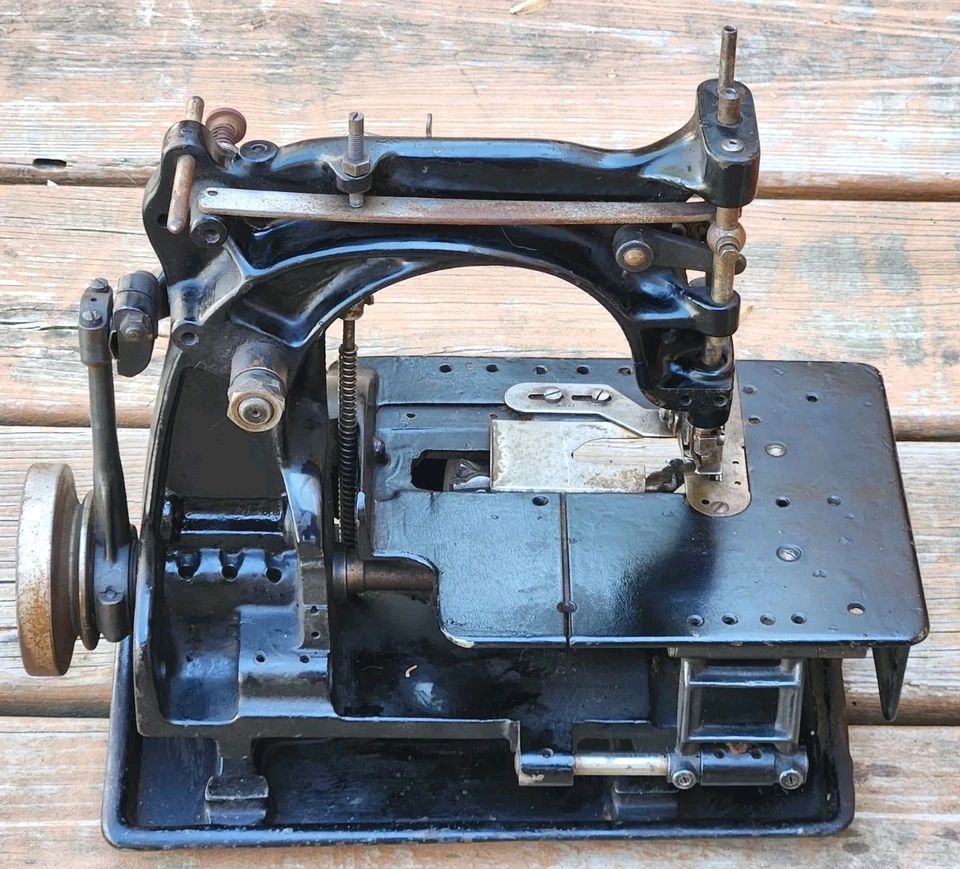 Antique Vtg Metropolitan S.M.CO. 26A W Willcox & Gibbs Industrial Sewing Machine - Image 2 of 4
