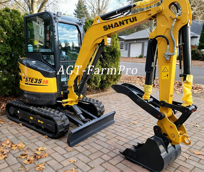 STE35SR 2.8-Ton Mini Excavator Tracked Crawler Yanmar Engine w/ Pilot Control