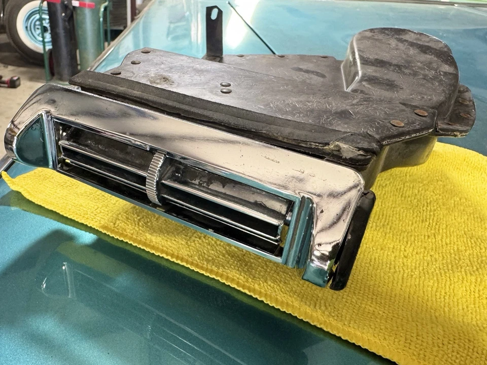 Chevrolet Impala Bel 1963 camioneta aire acondicionado de fábrica aire acondicionado ventilación central Foto 2 de 4