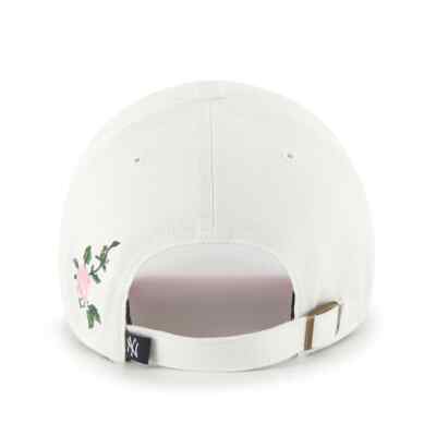 47 Brand New York Yankees Rose Thorn Clean Up Dad Hat White/Pink