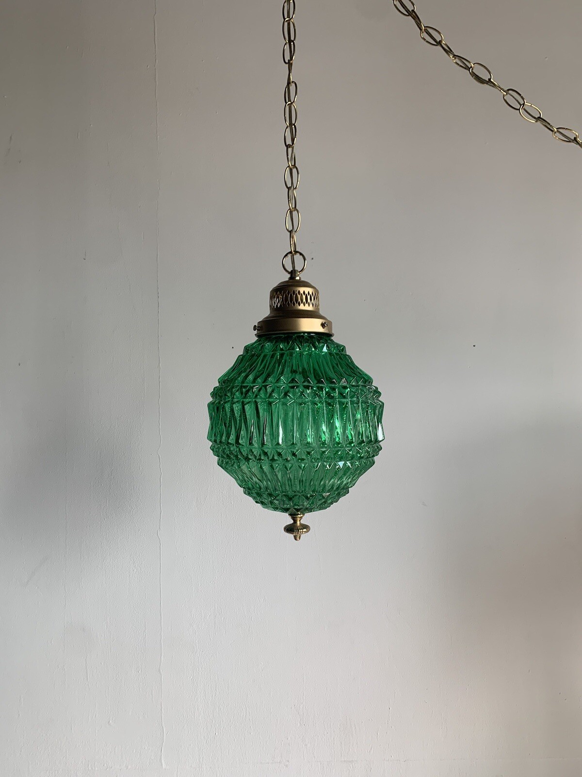 Vintage Green Swag Lamp Light Mid Century Modern Pressed Glass Hanging