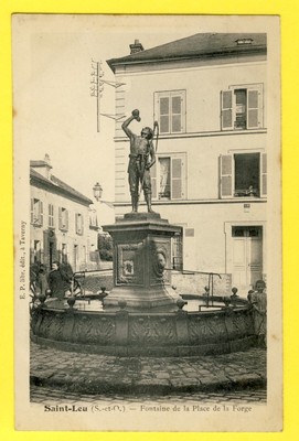 Old postcard France 95 - SAINT LA FORÊT TAVERNY FONTAINE de la Place de la FORGE animated