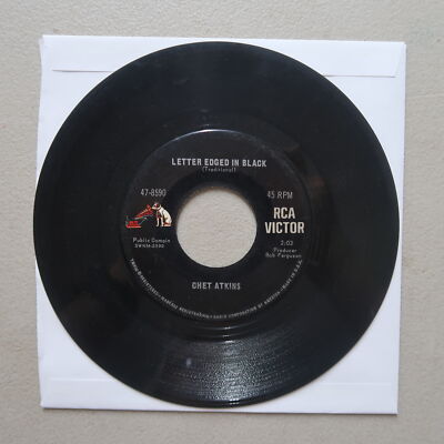 CHET ATKINS YAKETY AXE/LETTER EDGED IN BLACK VINYL 45 RCA 13-133