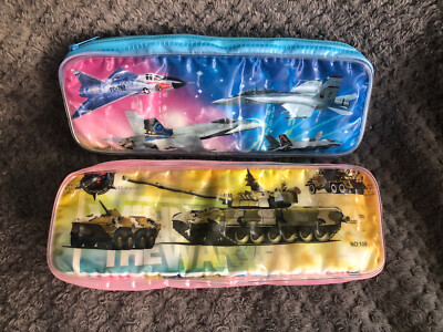 Flugzeuge & Panzer buntes Armee Federmäppchen Etuis zwei Paar Geschenk Schreibwaren
