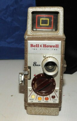 Bell&Howell ベル＆ハウエル 映写機 Vintage Bell & Howell 252, 8 MM Camera | eBay