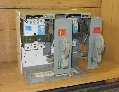 Allen Bradley YUR918578/2BB 30 and 15 Amp Breaker 12 inch MCC Bucket no door CSQ