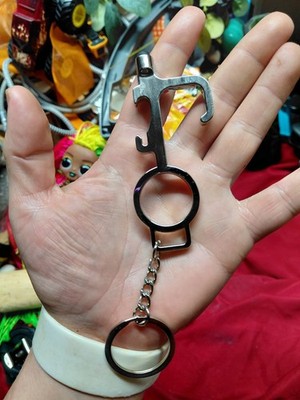 multifunction no-touch door opener and button pusher tool keychain,