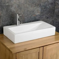 Altomura 670mm x 380mm Ceramica Bianca Grande Lavabo Rettangolare Inclinato
