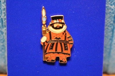 London Royal Palace Beefeater Pin Revers Hut Krawatte Mantel Kappe Jacke Abzeichen