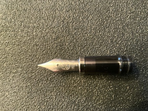 Twsbi Vac 700 r Fountain Pen - Picture 4 of 6